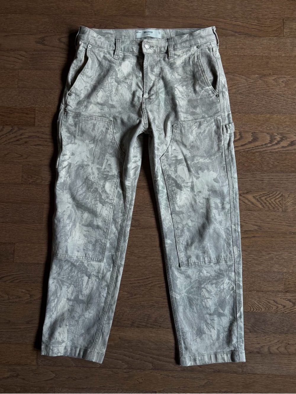 Hollister Men's Gray Camouflage Carpenter Cargo Pants